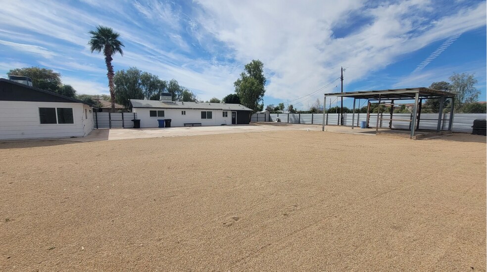More Photos Of 1380 W Caroline Ln, Tempe Warehouse For Lease