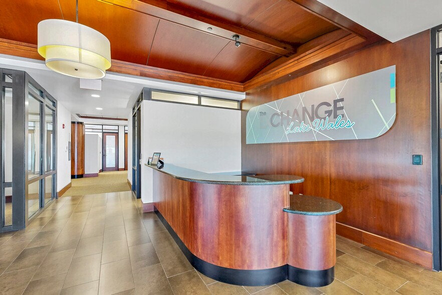 More Photos Of 100 W Stuart Ave, Lake Wales Coworking Space