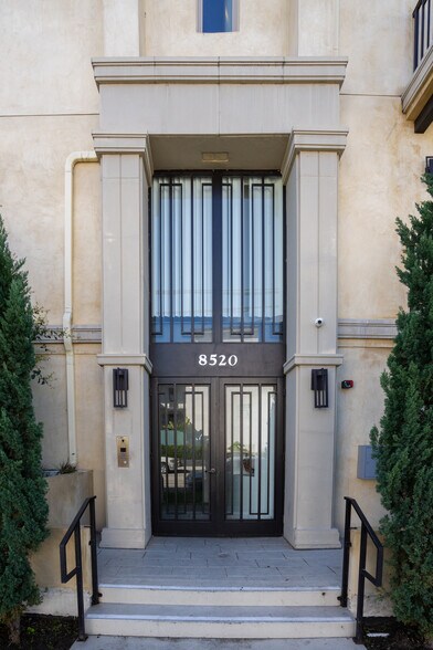 More Photos Of 8520 Whitworth Dr, Los Angeles Apartments For Sale