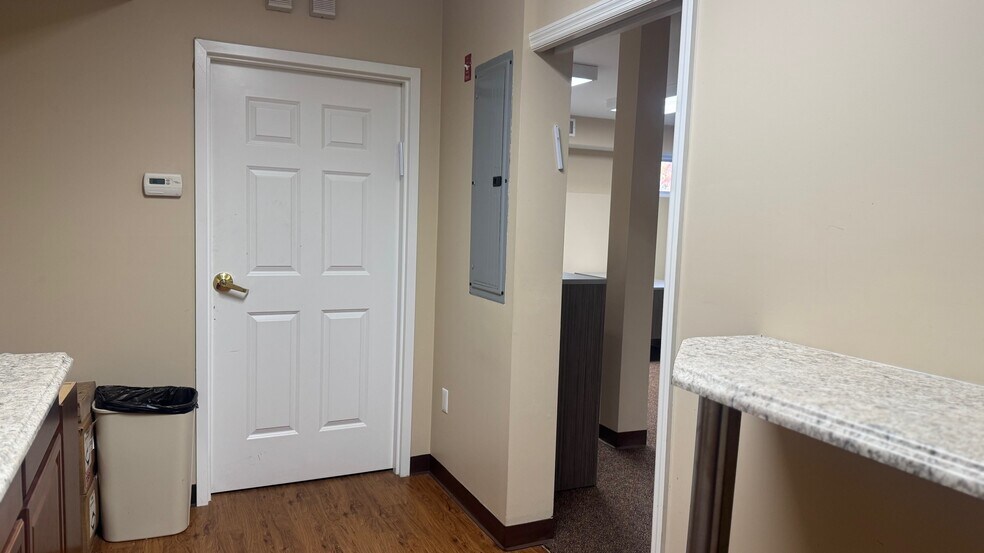 More Photos Of 1460 Route 17M, Chester Medical For Lease