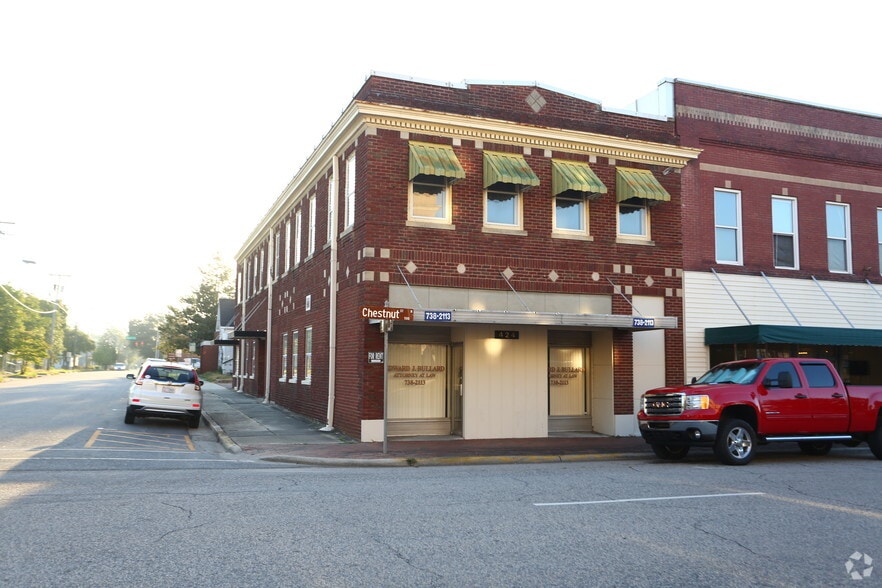 Primary Photo Of 424 N Chestnut St, Lumberton Office For Lease