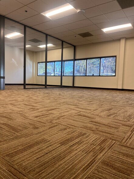 More Photos Of 105 Bonaventura Dr, San Jose Research And Development For Lease