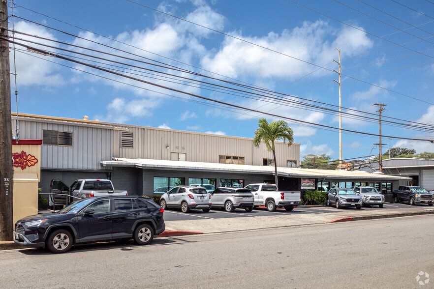 More Photos Of 841-861 Mapunapuna St, Honolulu Warehouse For Lease