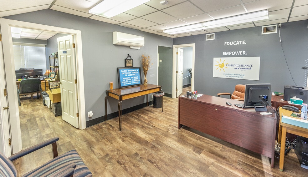 More Photos Of 5 Briercroft Office Park, Lubbock Office For Sale
