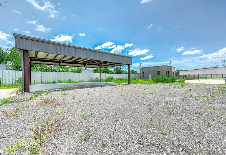 More Photos Of 1908 Little York Rd, Houston Auto Repair For Sale