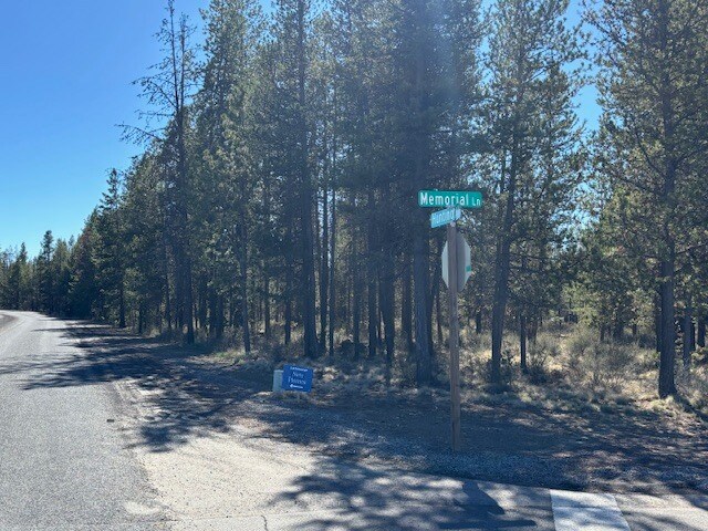More Photos Of 16401 Memorial Lane and Huntington Rd., La Pine Land For Sale