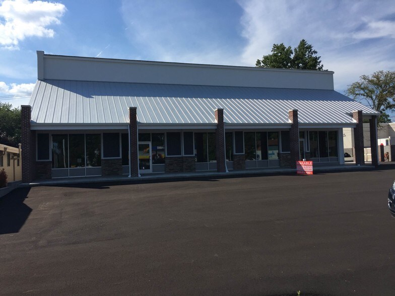 More Photos Of 2110 State Rd, Cuyahoga Falls Freestanding For Lease