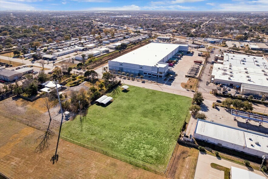 More Photos Of 4205 Pasadena Blvd, Pasadena Land For Sale