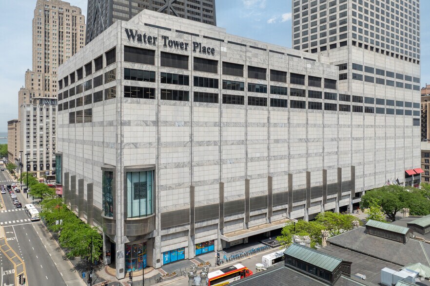 More Photos Of 845 N Michigan Ave, Chicago General Retail For Lease
