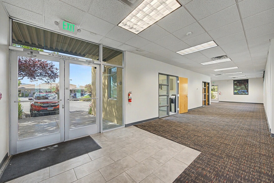 More Photos Of 9500 Prototype Ct, Reno Office For Lease