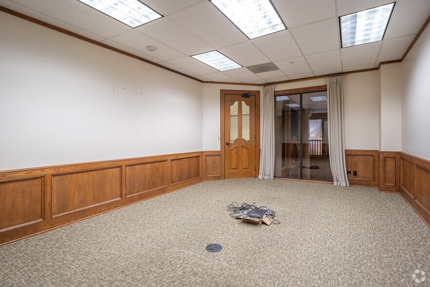 Photo of 3rd Floor Ste 385