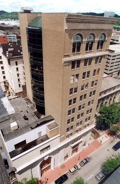 More Photos Of 109 Capitol St, Charleston Office Residential For Lease