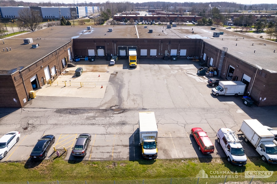 More Photos Of 6908 Engle Rd, Middleburg Heights Manufacturing For Lease