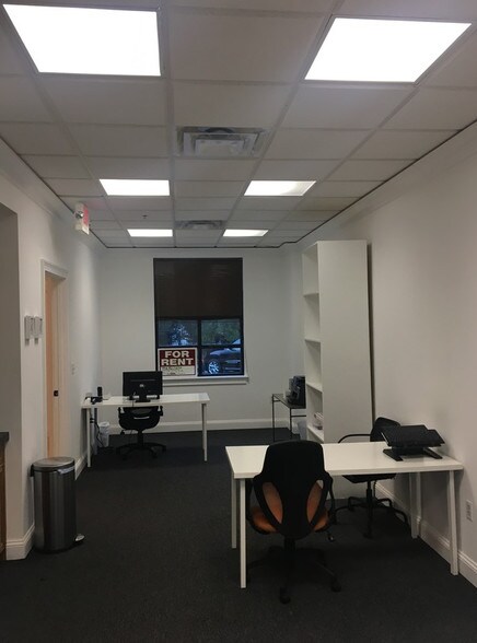 More Photos Of 3020 Highlands Pky, Smyrna Office For Lease