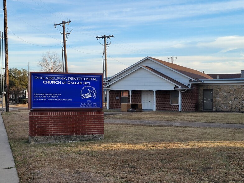 More Photos Of 2915 Broadway Blvd, Garland Religious Facility For Sale