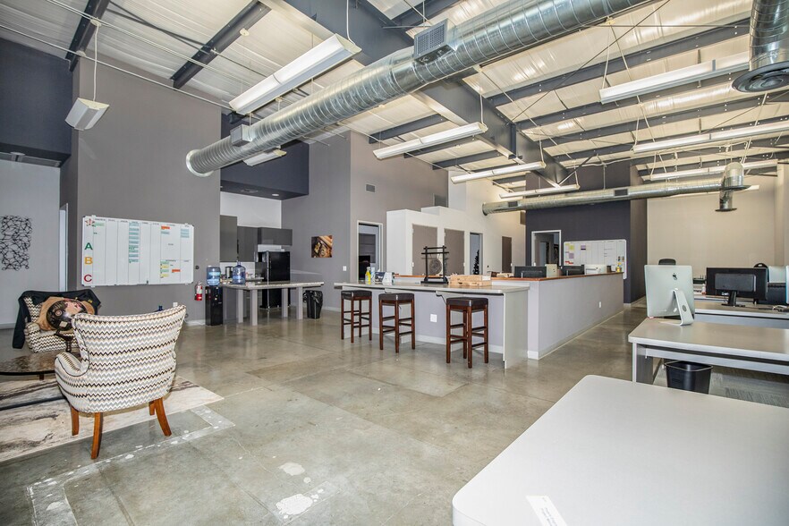 More Photos Of 145 Magellan Cir, Webster Light Distribution For Sale