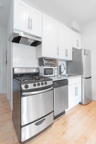 More Photos Of 2020 Locust St, Philadelphia Apartments For Sale