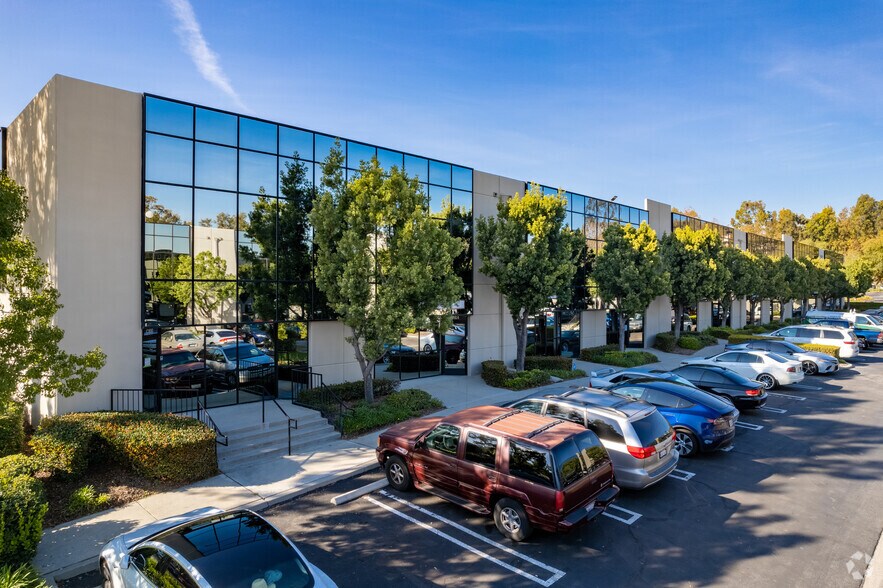 More Photos Of 2550 E Corporate Pl, Monterey Park Flex For Lease