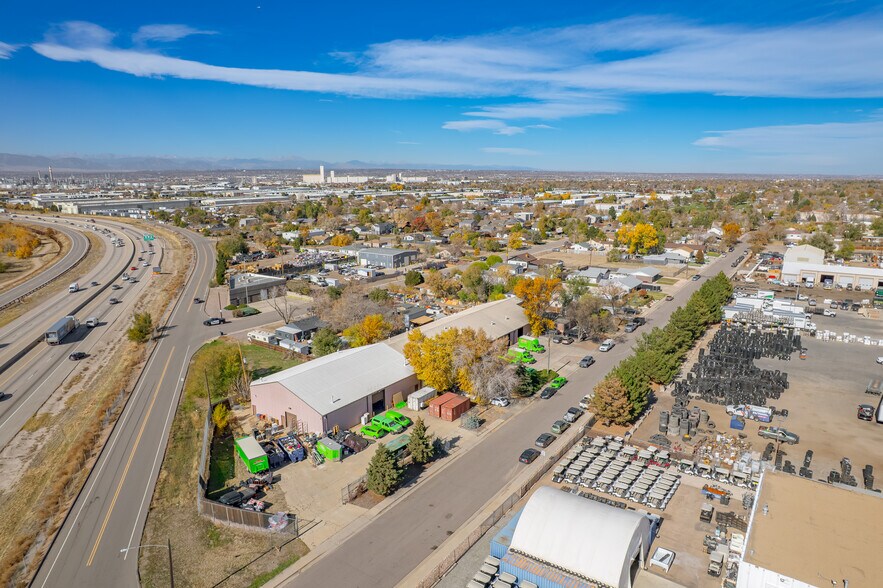 More Photos Of 5311 Niagara St, Commerce City Showroom For Lease