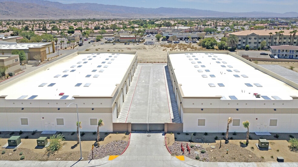 More Photos Of 39402 Berkey Dr, Palm Desert Showroom For Sale