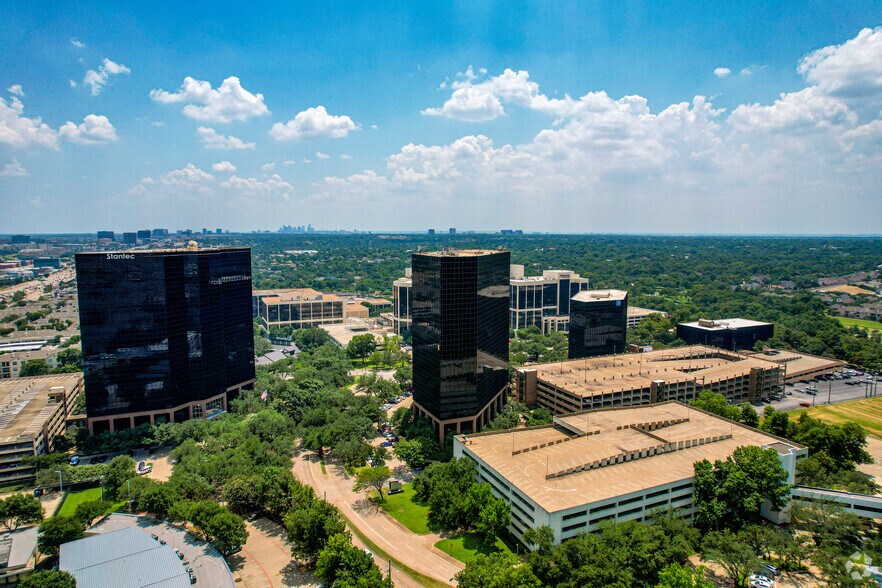 More Photos Of 12221 Merit Dr, Dallas Office For Lease