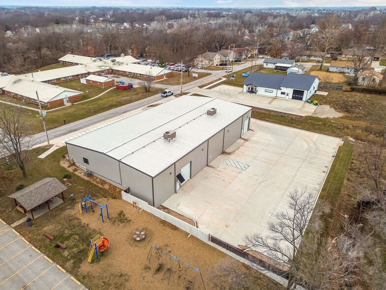 More Photos Of 6807 Sobbie Rd, Pleasant Valley Industrial For Sale