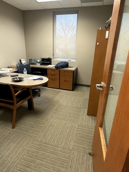 More Photos Of 151 Saint Andrews Ct, Mankato Office For Lease