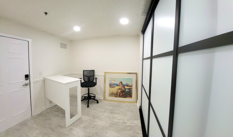 More Photos Of 1320 SE Federal Hwy, Stuart Medical For Lease