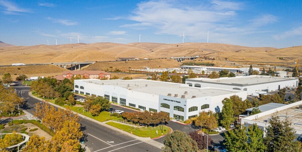 More Photos Of 415-449 Mountain Vista Pky, Livermore Warehouse For Lease