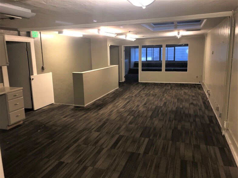 More Photos Of 2314-2318 Central Ave, Alameda Storefront Retail Office For Sale