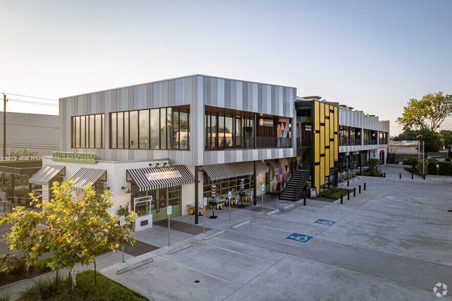 More Photos Of 1533 N Shepherd Dr, Houston General Retail For Lease