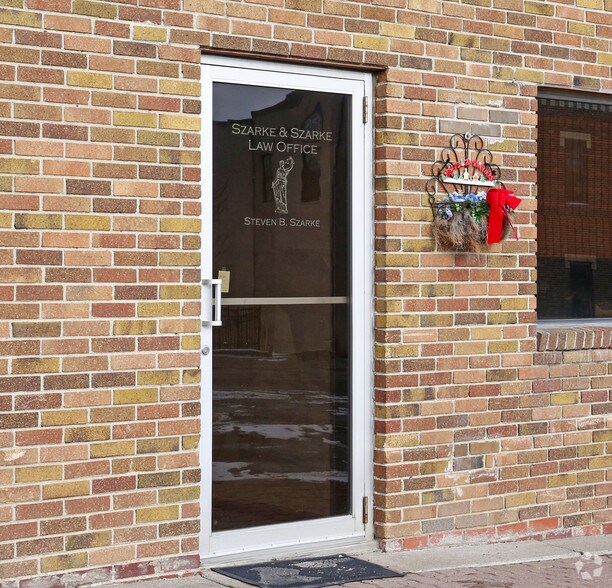 More Photos Of 100 Central Ave, Buffalo Office For Sale