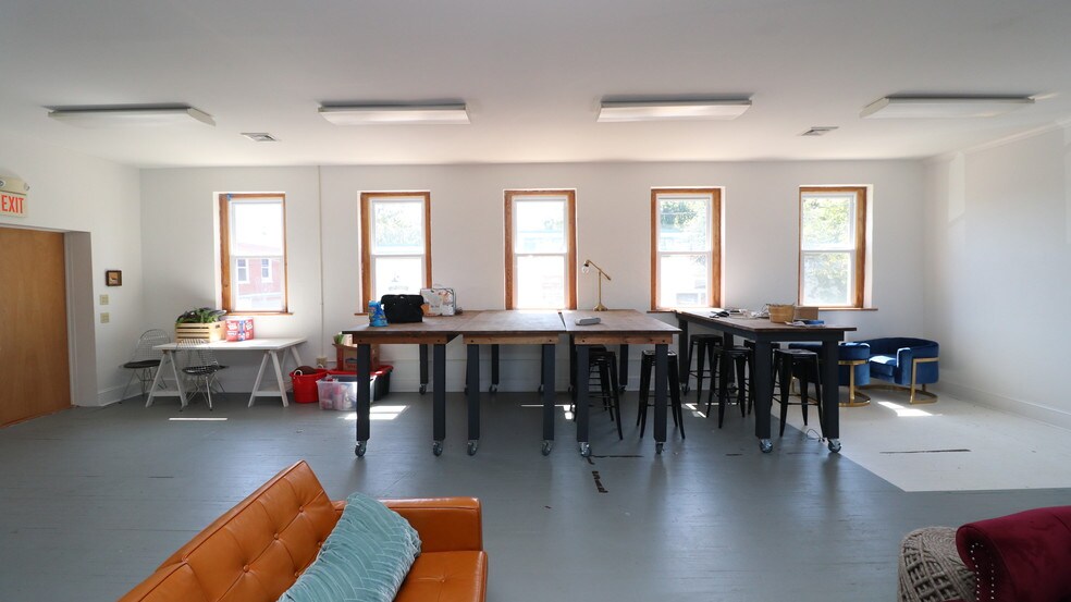 More Photos Of 214-218 S 4th St, Perkasie Warehouse For Lease