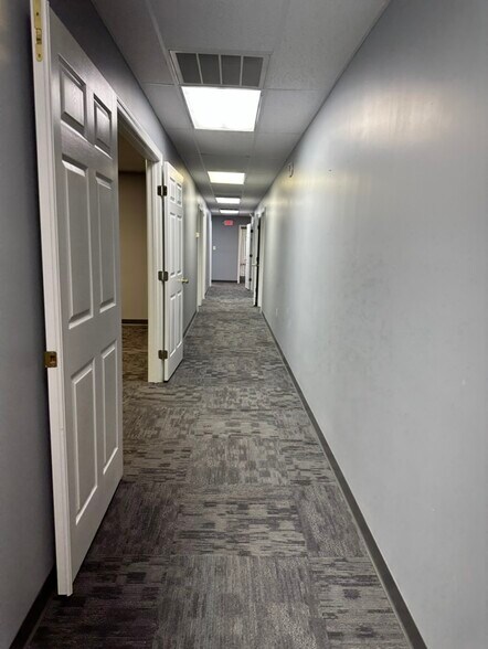 More Photos Of 2525 Drane Field Rd, Lakeland Unknown For Sale