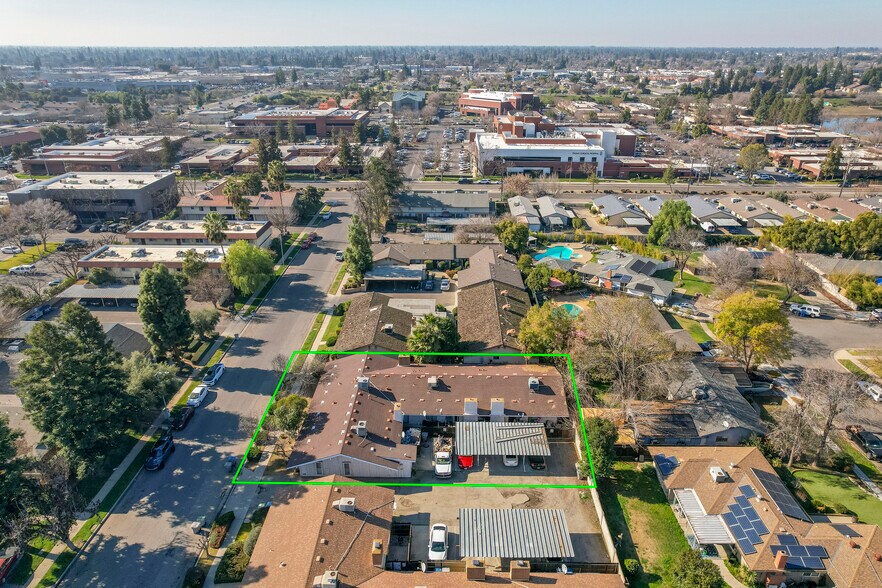 More Photos Of 464 E Calimyrna Ave, Fresno Apartments For Sale