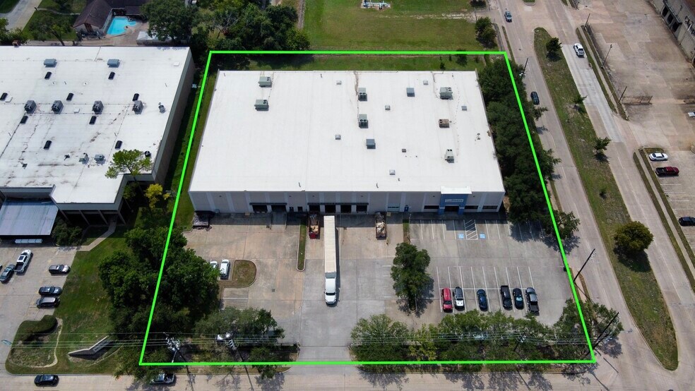 More Photos Of 4730 Blalock Rd, Houston Showroom For Sale