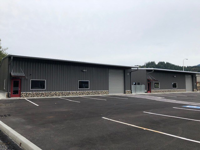 More Photos Of 1855 Belmont Loop, Woodland Flex For Lease