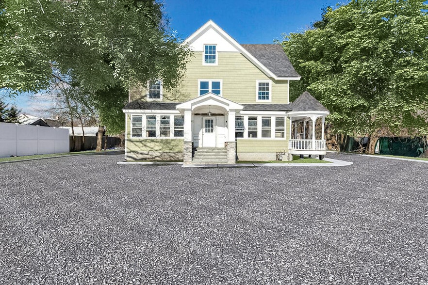 More Photos Of 165 Montauk Hwy, Blue Point Medical For Sale