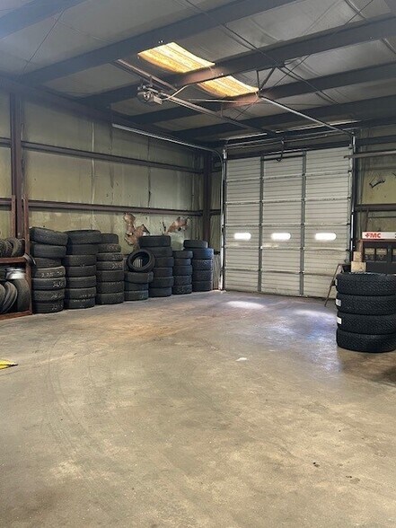 More Photos Of 736 US-52 Hwy, Wadesboro Industrial For Sale