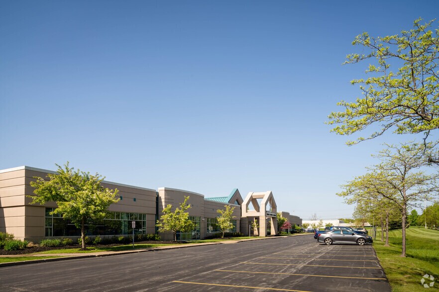 More Photos Of 75 Earhart Dr, Amherst Unknown For Lease