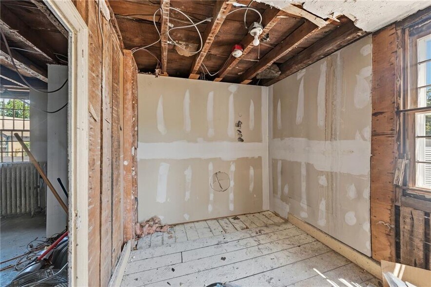 More Photos Of 3376 Post Rd, Warwick Restaurant For Sale