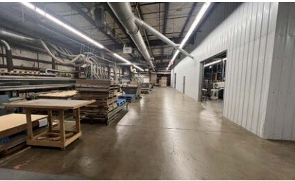 More Photos Of 458 2nd Ave, Tiffin Manufacturing For Sale