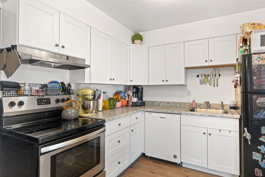 More Photos Of 1149 SW Cascade Ave, Chehalis Apartments For Sale