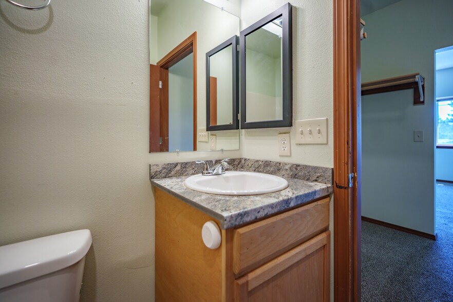 More Photos Of 12231 SE Bush St, Portland Apartments For Sale