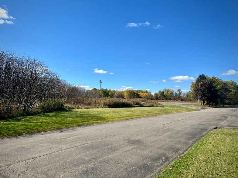 More Photos Of NY-13, Cortland Land For Lease