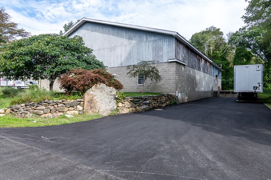 Primary Photo Of 102 Dean Knauss Dr, Narragansett Warehouse For Lease