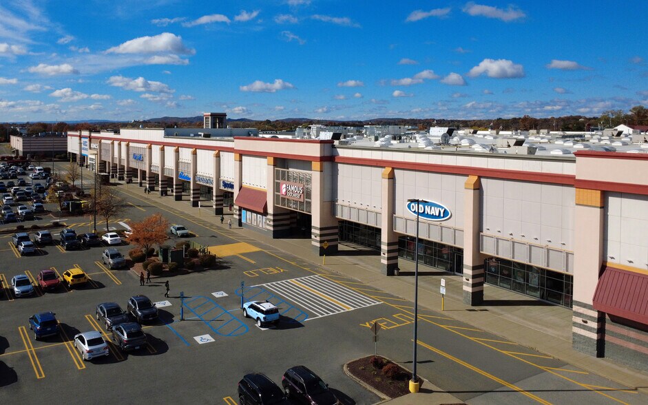 More Photos Of 444-470 Route 211 E, Middletown Unknown For Lease