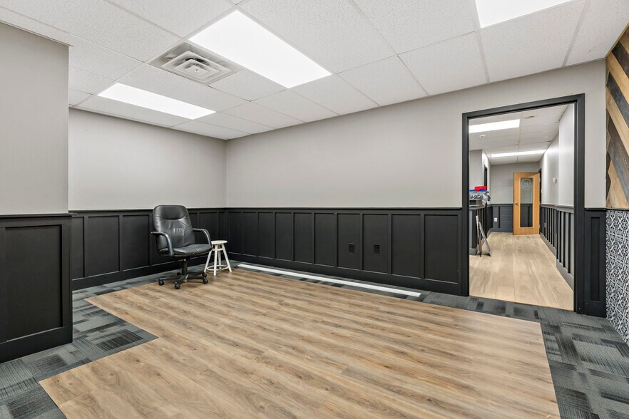 More Photos Of 7125 Saltsburg Rd, Pittsburgh Medical For Sale