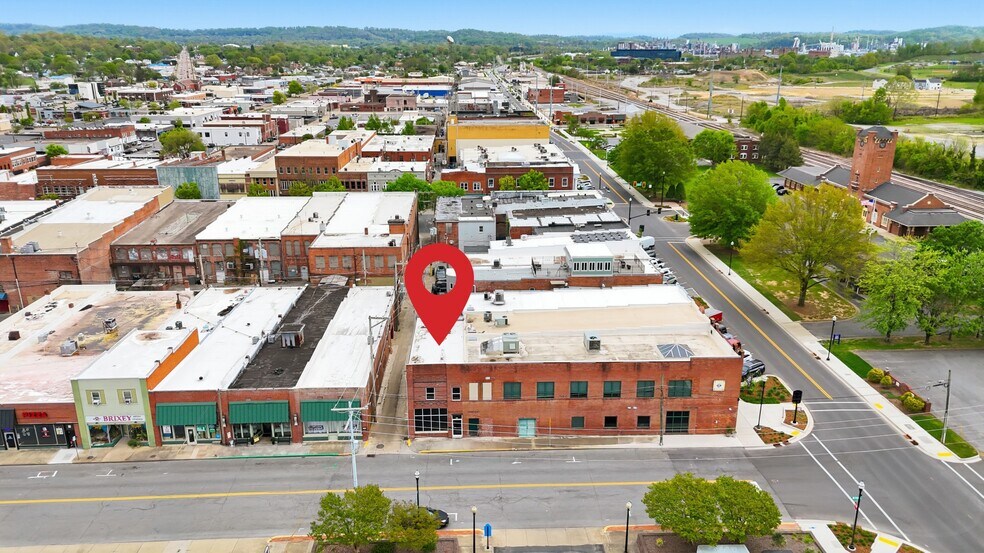 More Photos Of 109 Shelby St, Kingsport Storefront For Lease