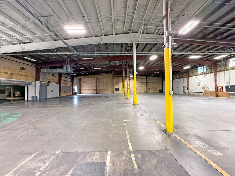 More Photos Of 19-27 Terrill Park Dr, Concord Warehouse For Sale